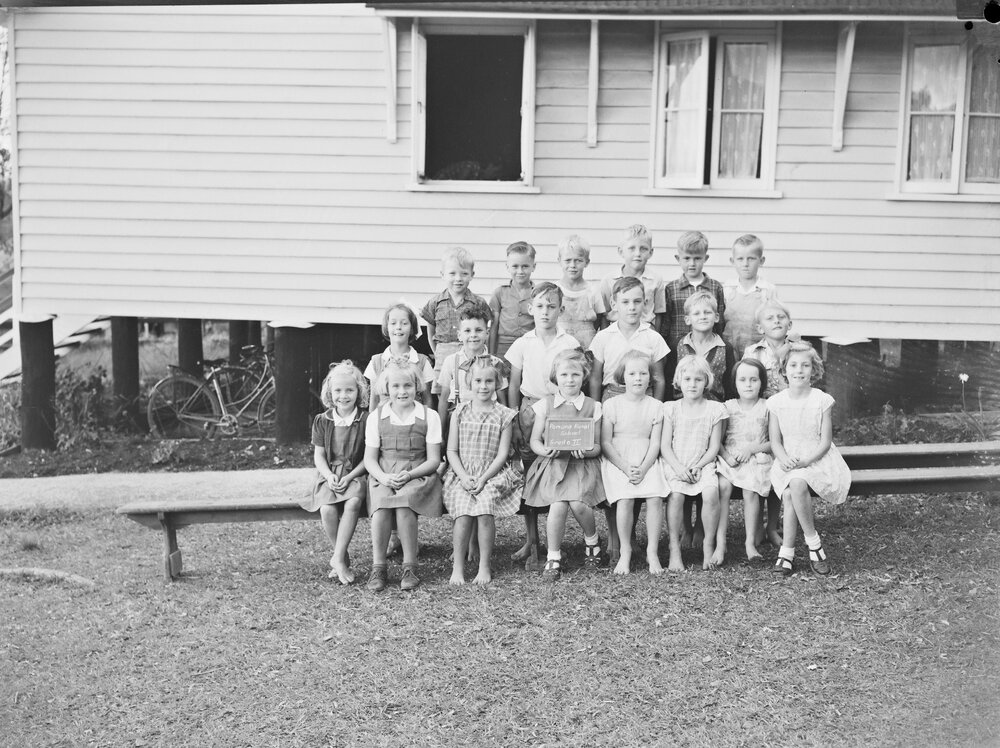 Class photo, Grade 2, Pomona Rural School, Pomona, 1954