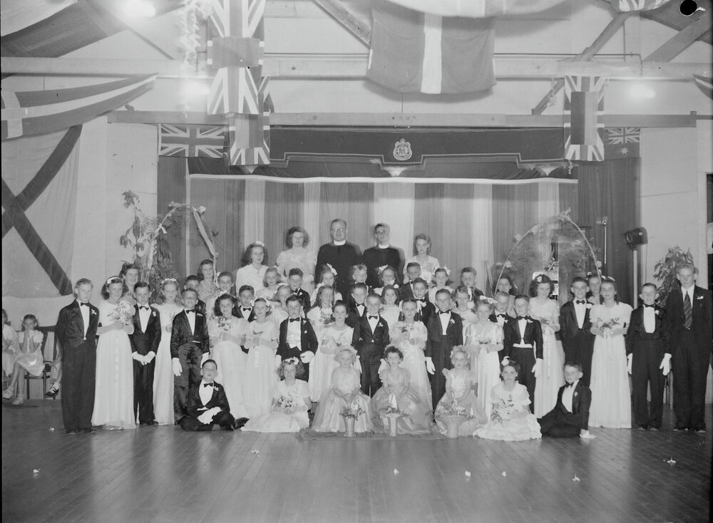 Attendees, Roman Catholic Children's Debutante Ball, Majestic Theatre, Pomona, 1948