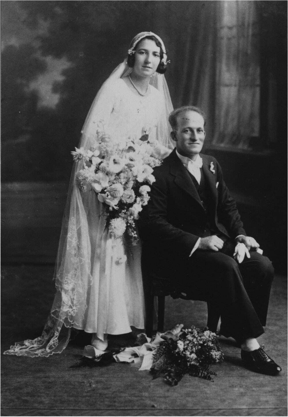 Wedding portrait, Mr Vic Depper and Mrs Glen Depper (nee Campbell), Pomona, 15 September 1931
