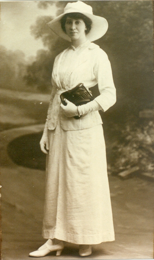 Portrait, Pansy Napier, 1913