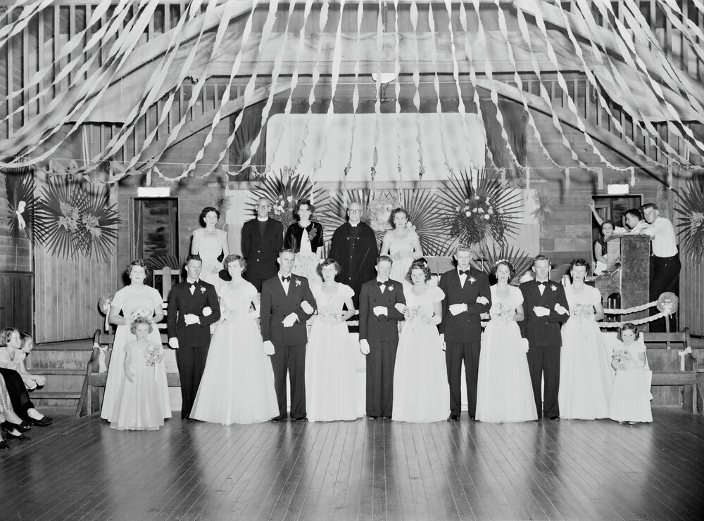Attendees, Debutante Ball, Kin Kin School of Arts, Kin Kin, 1955