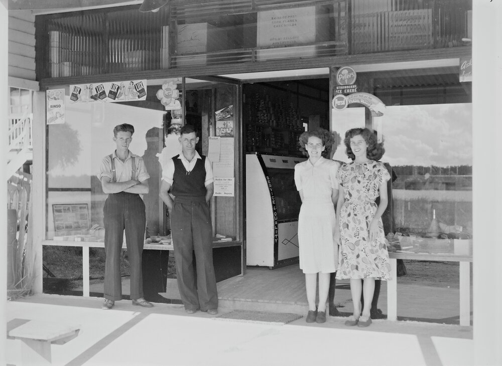 Staff and exterior, Ely's Store, Gympie Terrace, Noosaville, 1948