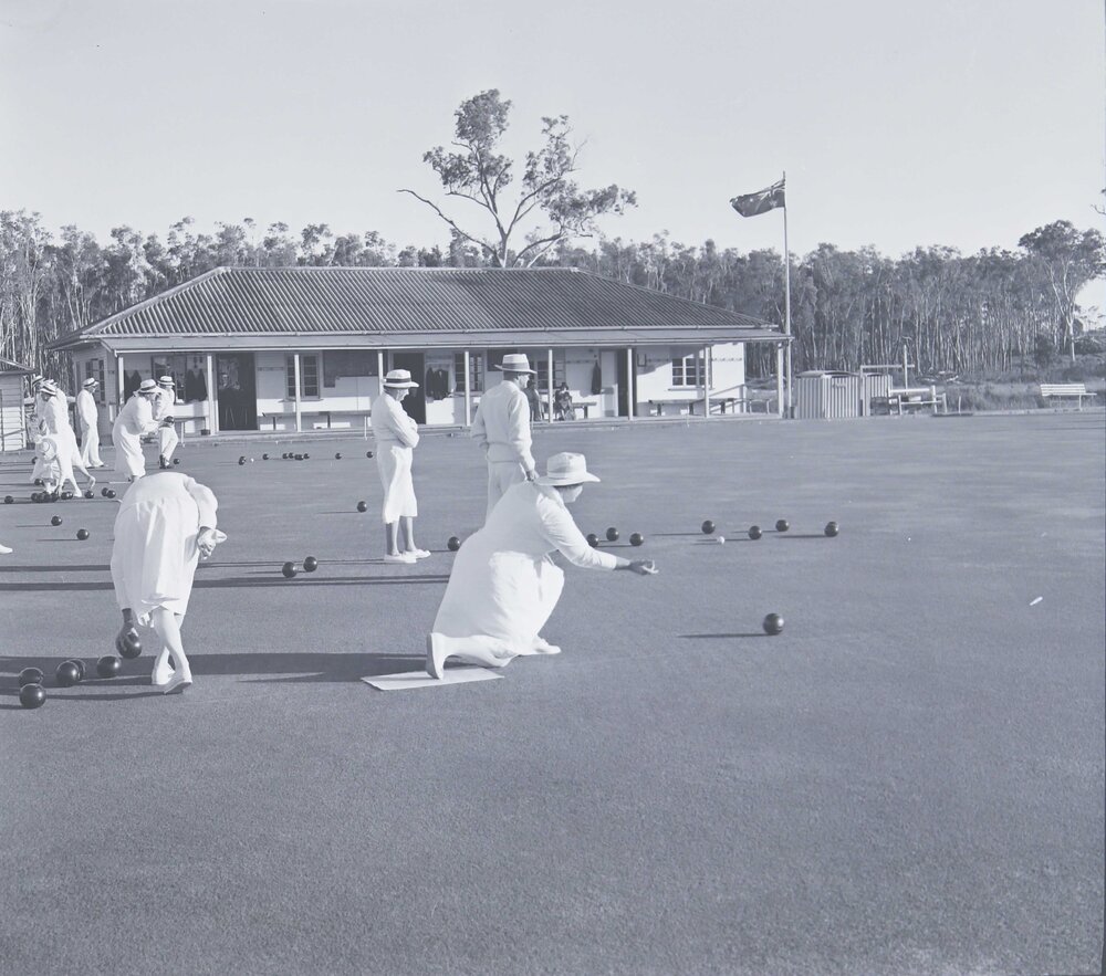 Bowlers, Tewantin-Noosa Bowls Club, Tewantin, 1966
