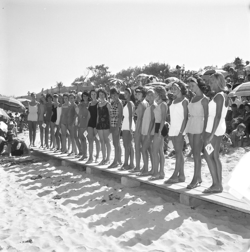 'Sun Girls' participants, Peregian Beach, 1964