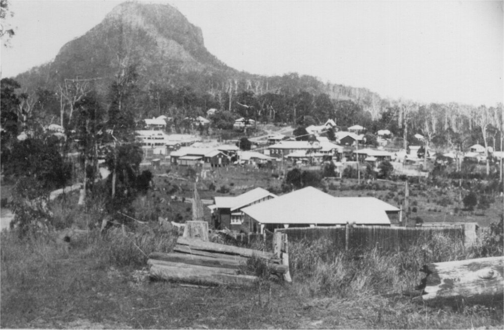 Views of Pomona and Mt Cooroora, Pomona, 1927