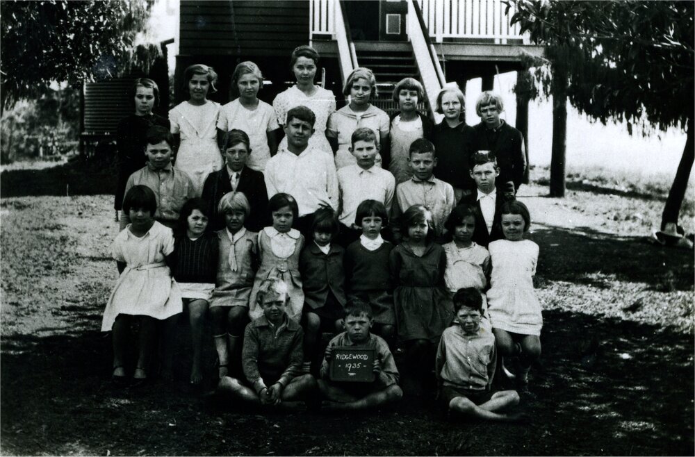 School group, Ridgewood State School, Cooroy, 1935