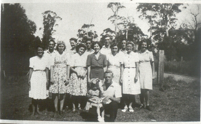 Residents, Cooroy, possibly 1940s