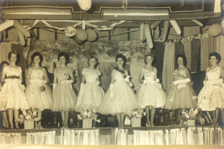 Participants and partners, 'Miss Noosa Show', Noosa Country Show Ball, Pomona, ca 1960s