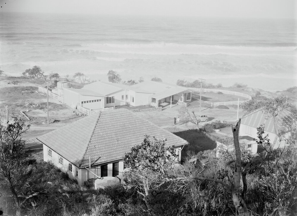 Dwelling, 'Pacific Lodge,' Sunshine Beach, 1954