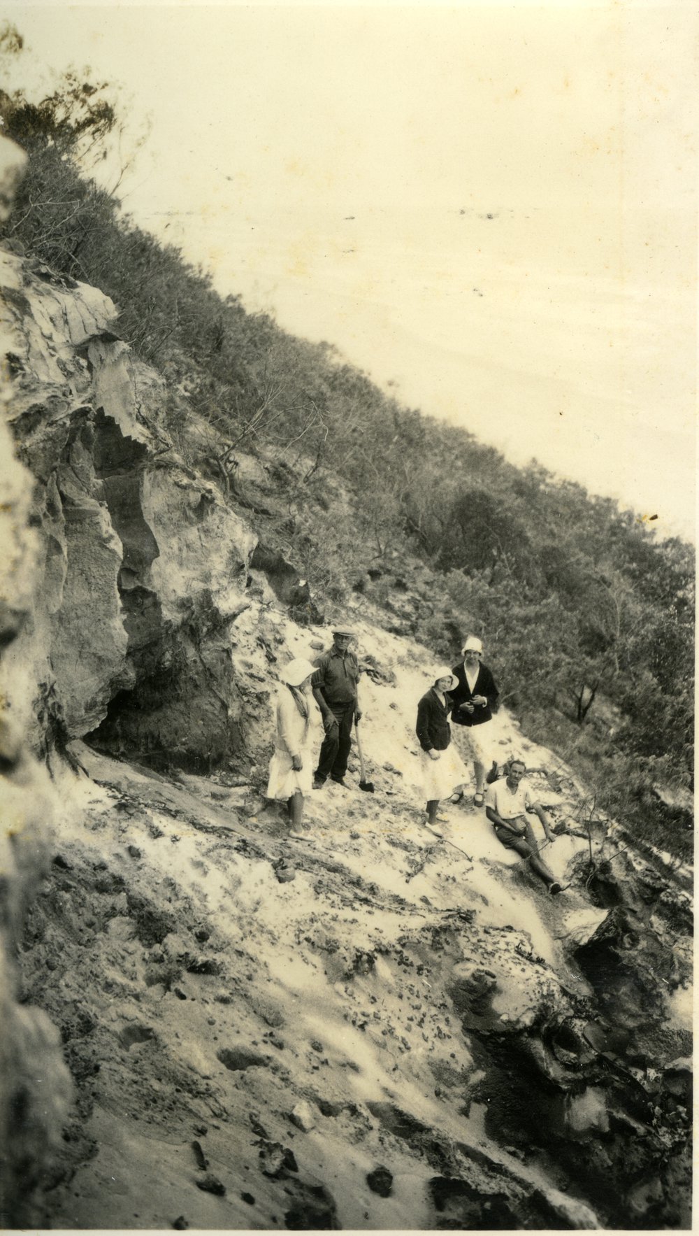 Collecting 'Coloured Sands', Teewah Beach, Noosa North Shore, 1933