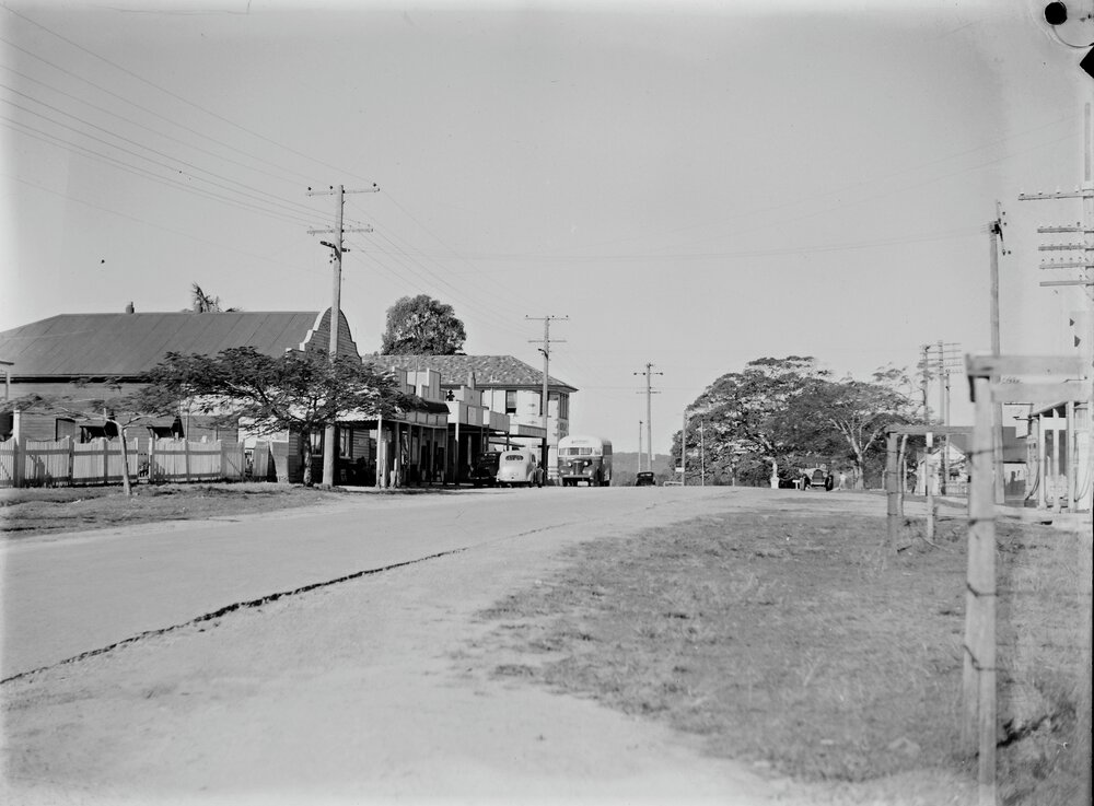 Street views, Poinciana Avenue, Tewantin, 1947 