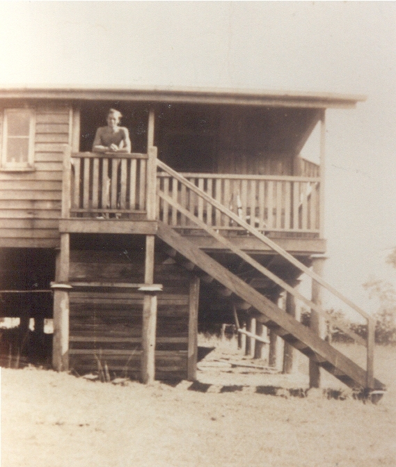 Bill Matthews, Henry Street, Cooran, 1949