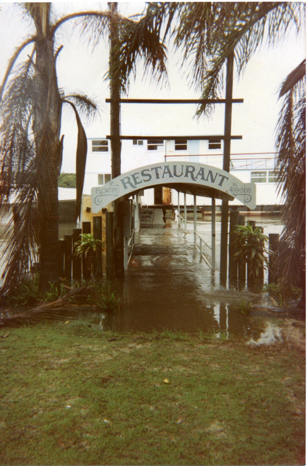 Flooding, Noosa Boathouse, Noosaville, February 1992