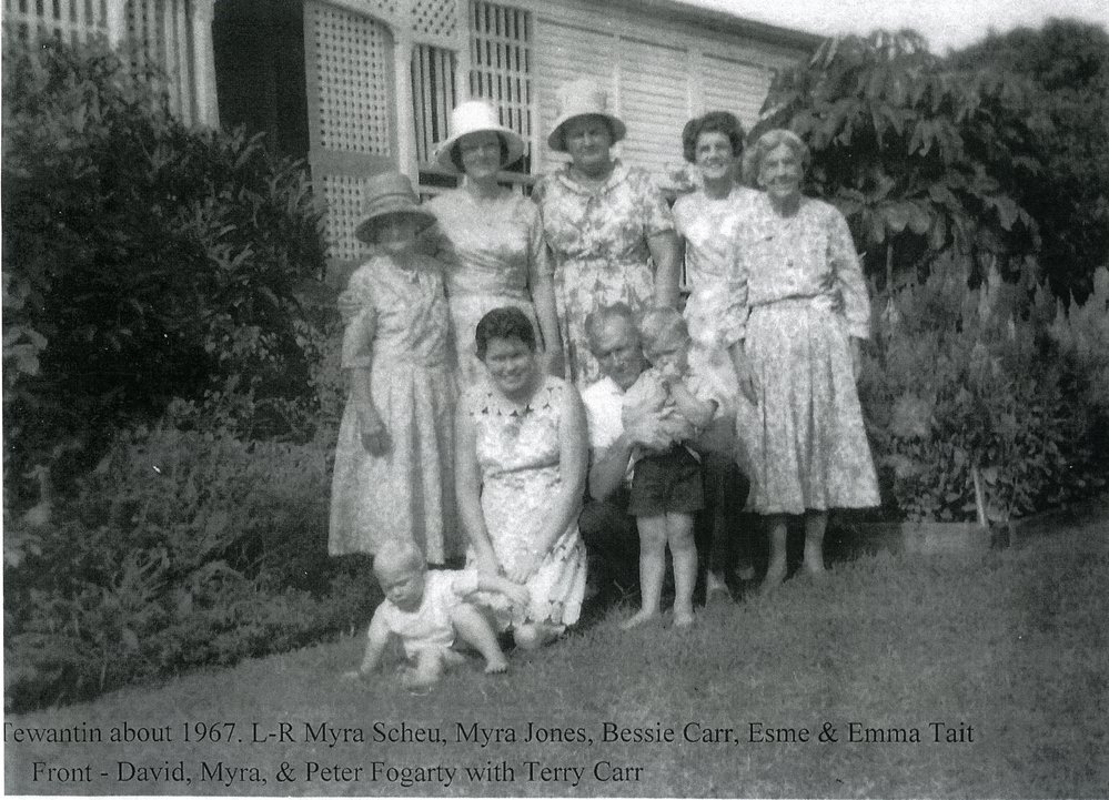 Myra Scheu, Myra Jones, Bessie Carr, Esme Tait, Emma Tait (left to right back row), David, Myra and Peter Fogarty and Terry Carr (left to right front row), Tewantin, ca 1967