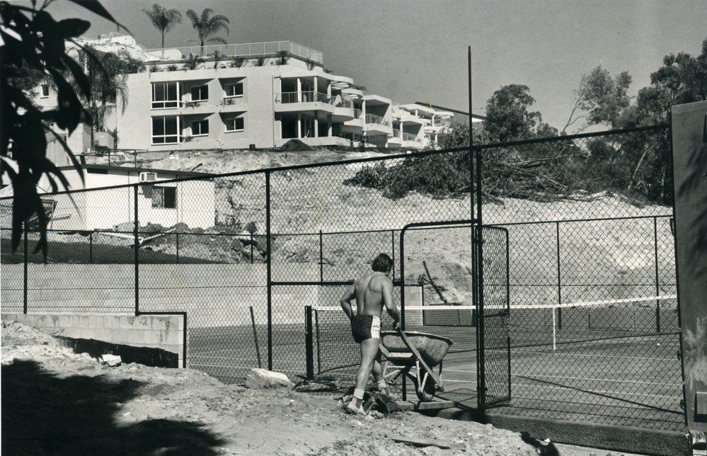 Tennis court construction, Crest Development, Noosa Heads
