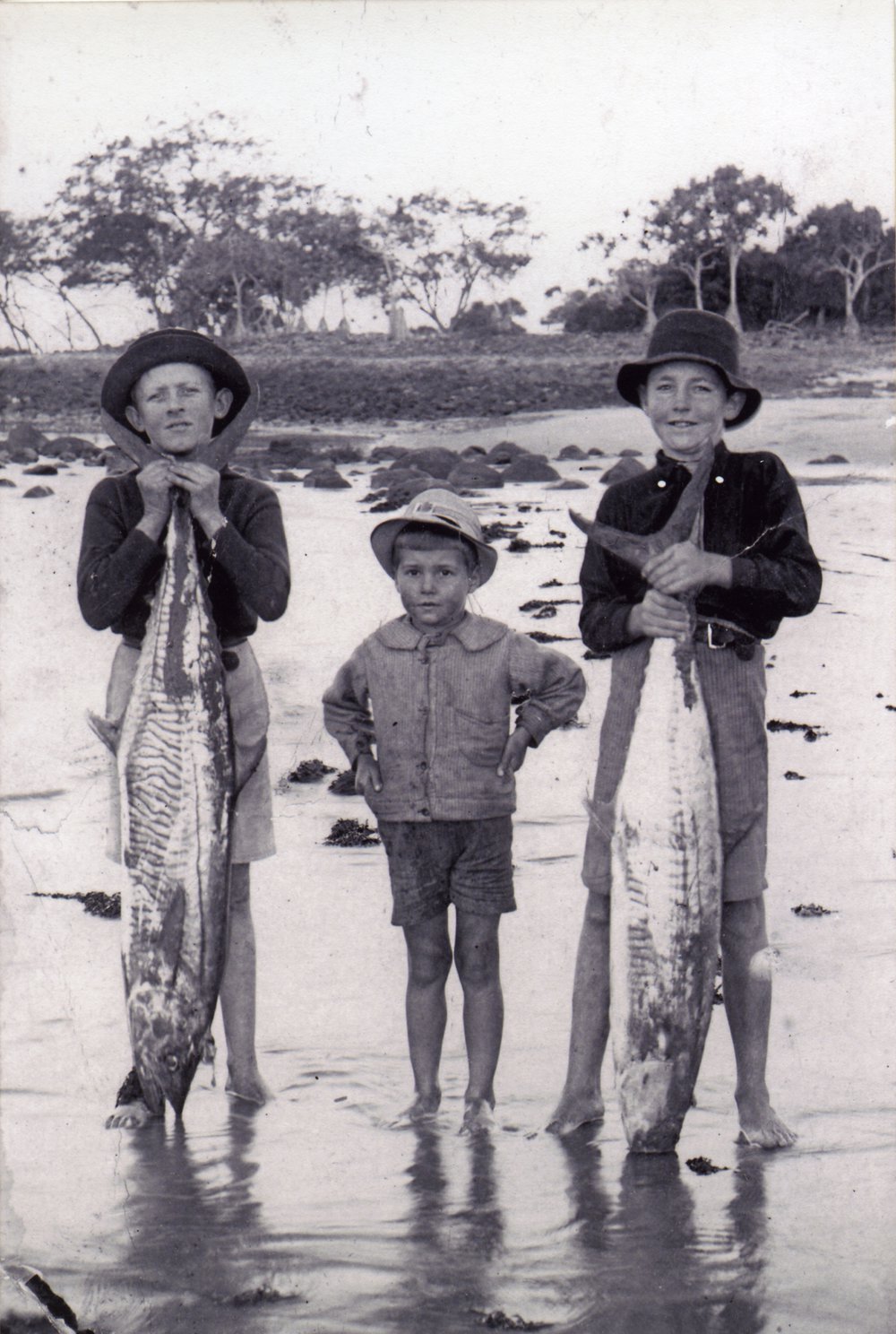 Boys with Mackerel, Munna Point, Noosaville