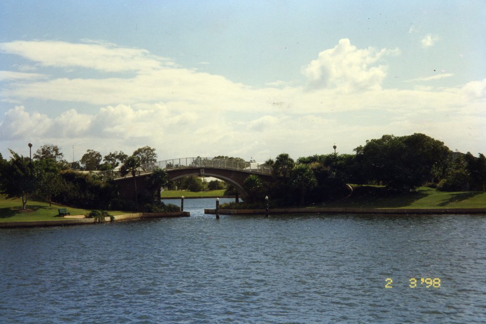Walk bridge, Seahorse Park, Noosa Waters, Noosaville,  2 March 1998