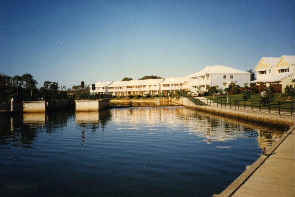 Noosa Waters lock, Noosaville, 1990s