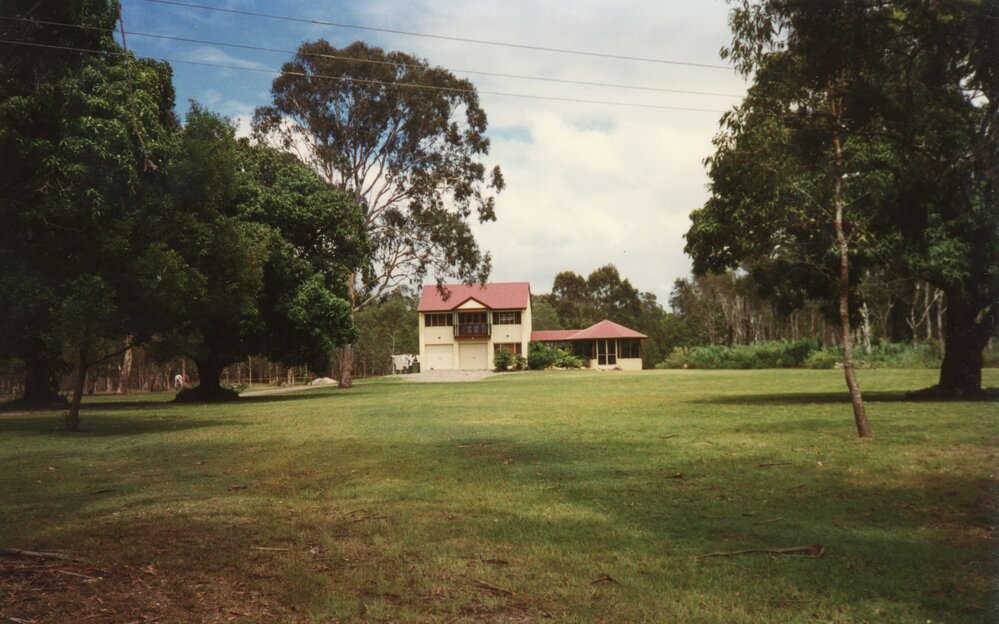 Dwelling, 143 Lake Weyba Drive, Noosaville, ca 1996