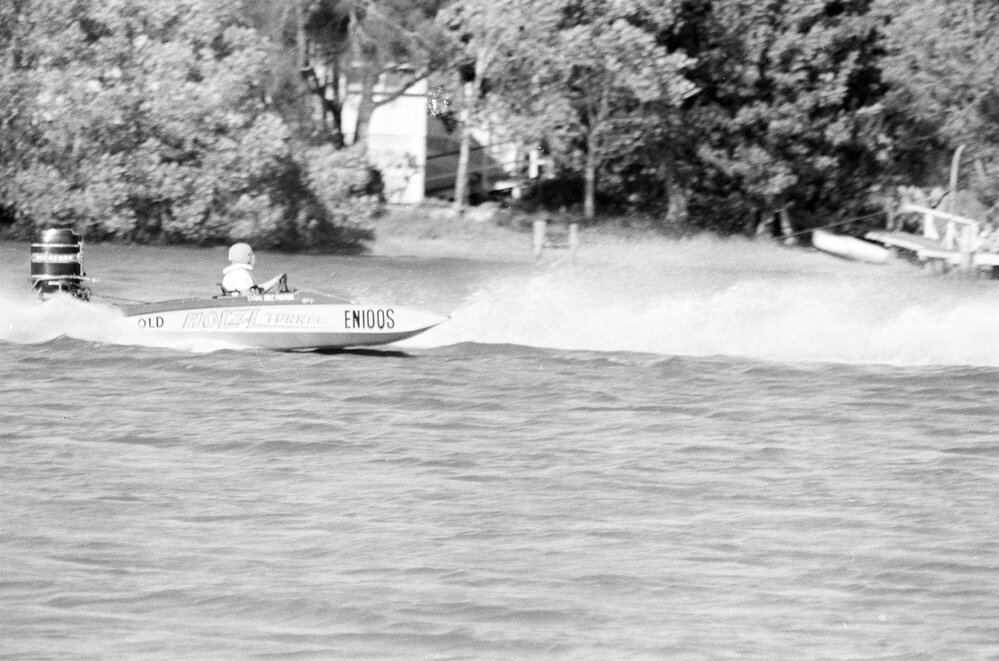 Speedboat Holzl Tunnel driven by Mike Ashton,  Noosa River, Tewantin, 29 August 1971