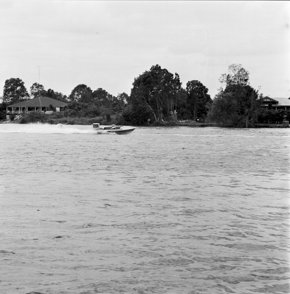 Speedboat races, Noosa River, Tewantin, 1 January 1972
