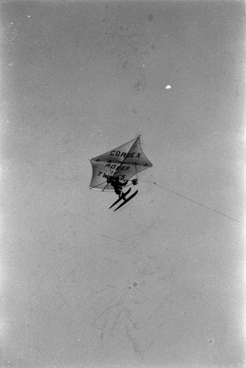 Tony King, waterski tow kite, Festival of Waters, Noosa River, Tewantin, 26 August 1972