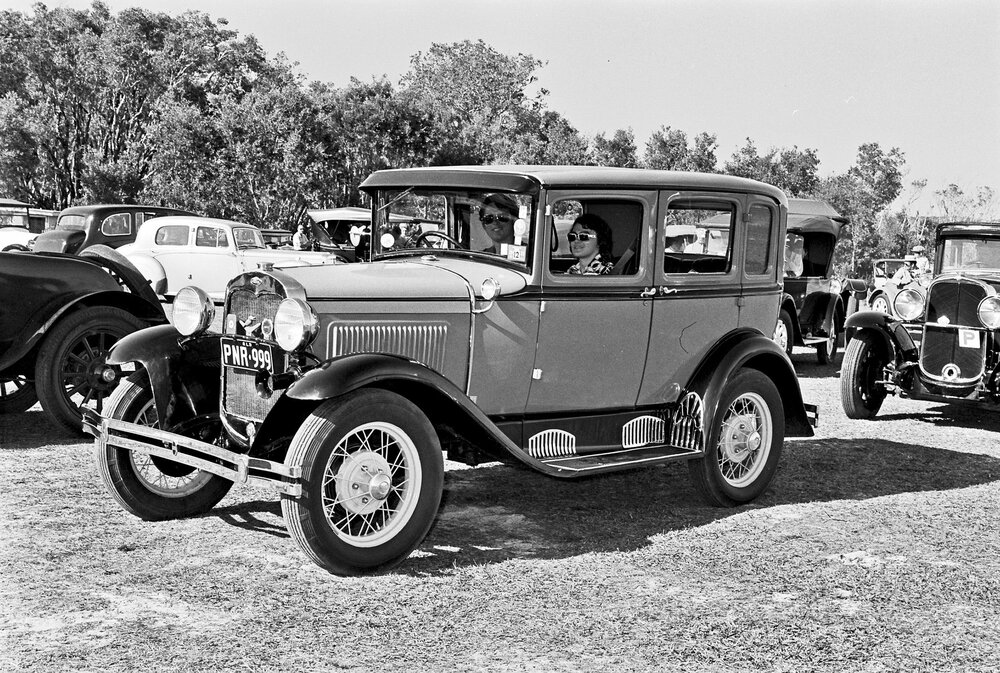 Vintage cars, Motorkana '72, Peregian Beach Show Grounds, Peregian Beach, September 1972