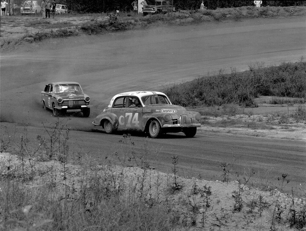 Car racing, speedway meeting, Caboolture, 28 January 1973
