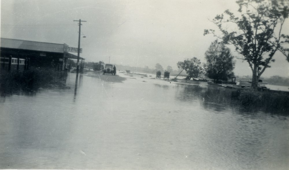 Flooding, Gympie Terrace, Noosaville, ca 1930s