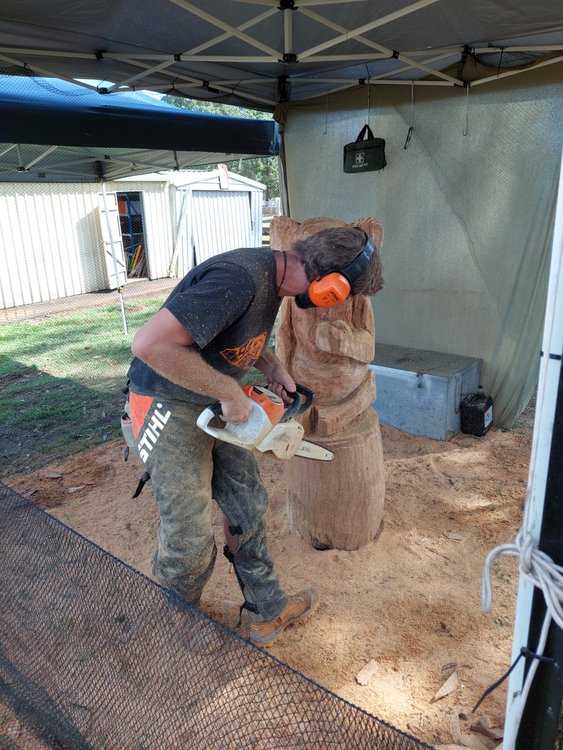 Shane Christensen, wood sculptor and carver, Noosa Country Show, Pomona, 10 September 2022