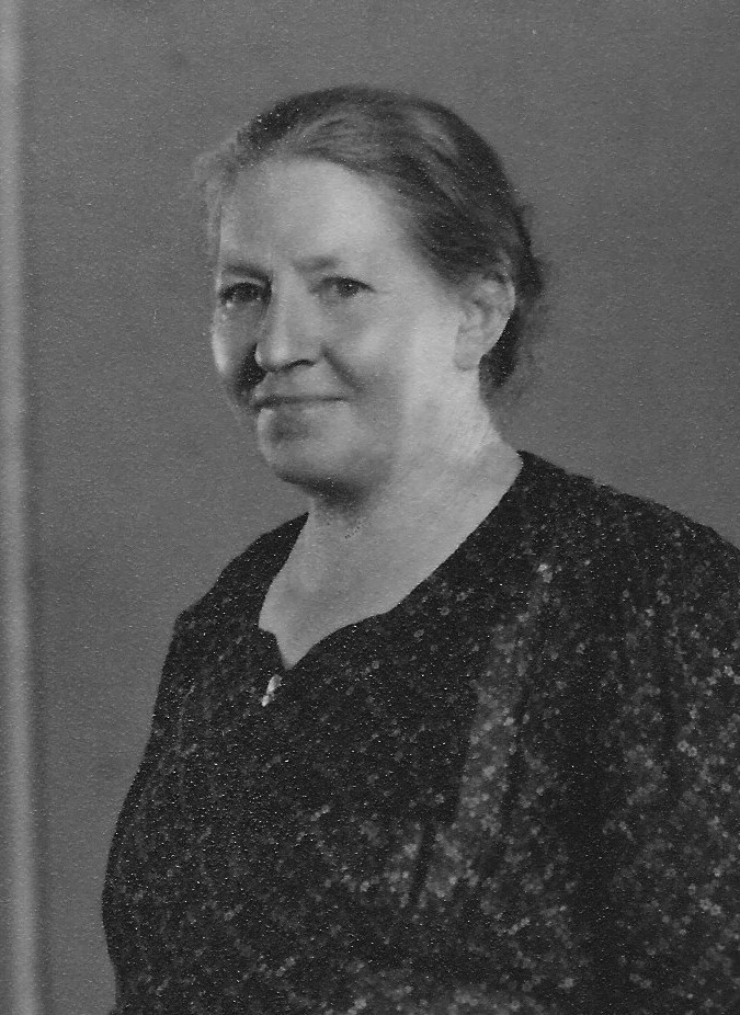 Edith Annie Burger, ca 1948