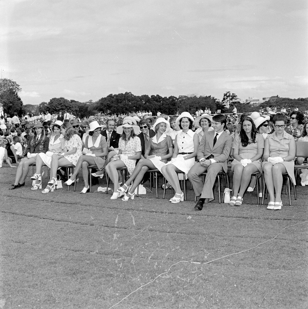 Award recipients, Duke of Edinburgh Gold Awards ceremony, Maryborough, 24 October 1973
