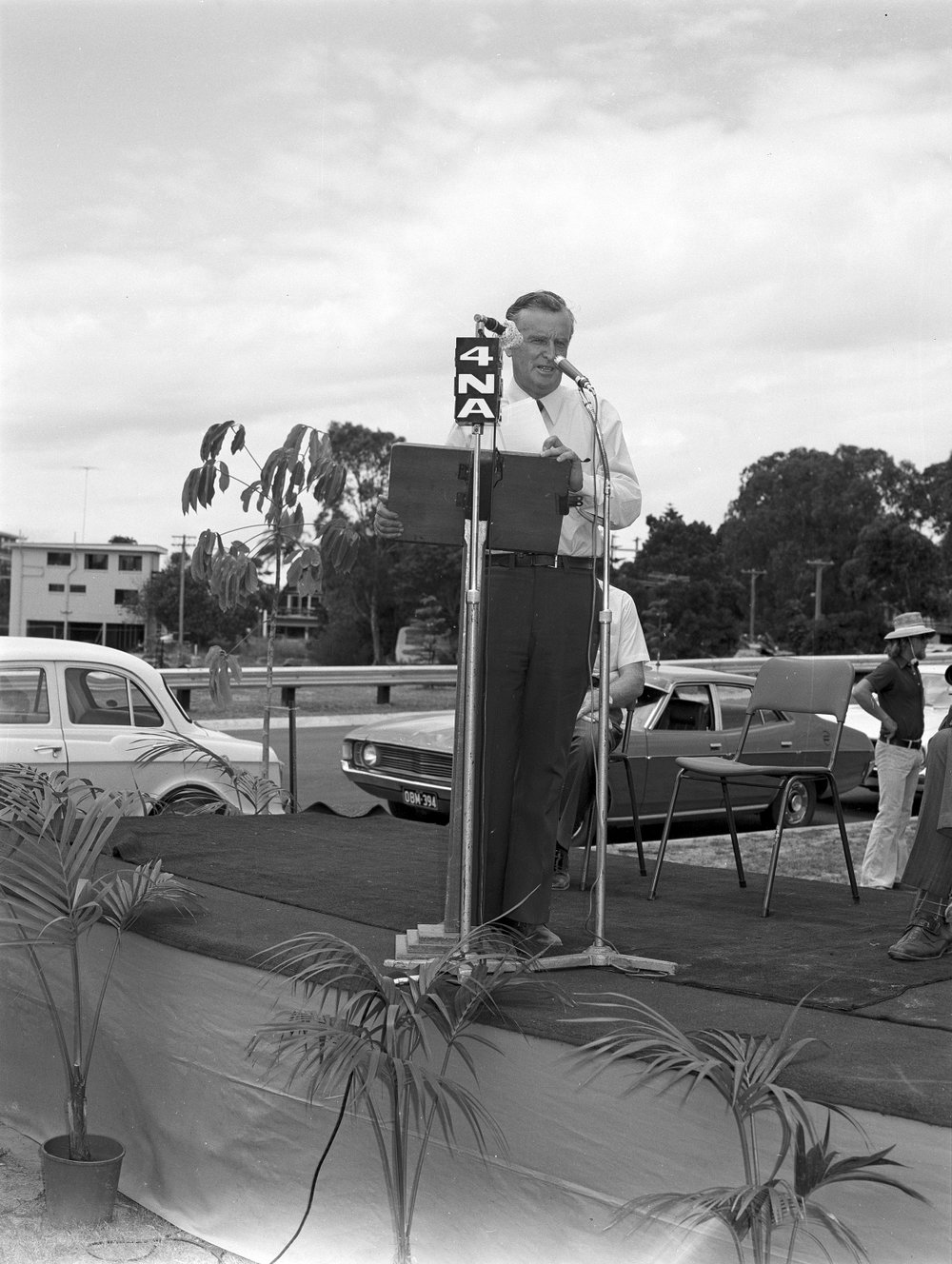 Premier Joh Bjelke-Petersen, Official opening, Noosa Sound development, 18 December, 1973