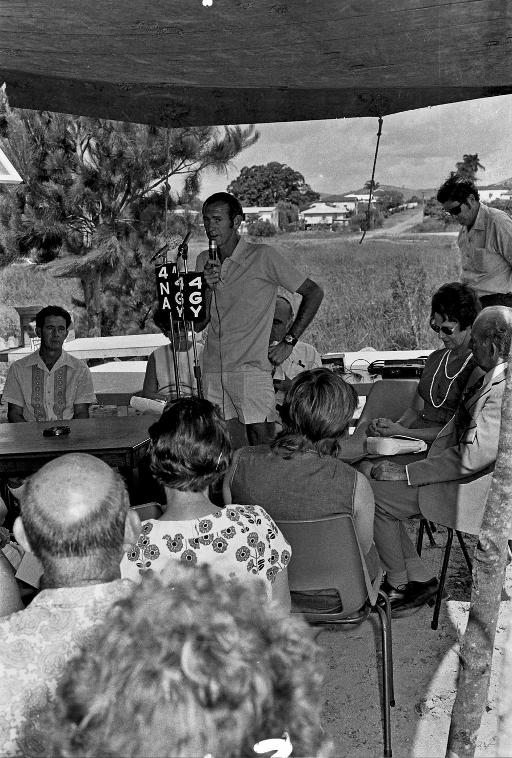 Opening ceremony, First Noosa Library, Moorindil Street, Tewantin, 1 December 1973