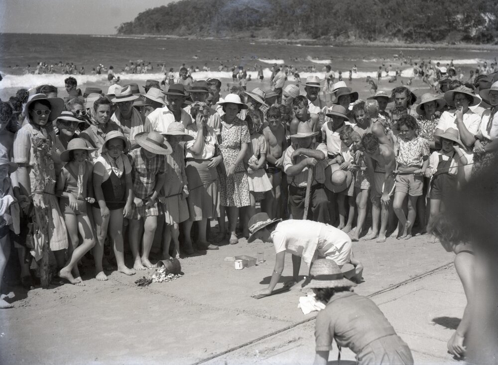 Sand Garden competition, Noosa Main Beach, Noosa Heads, 1946