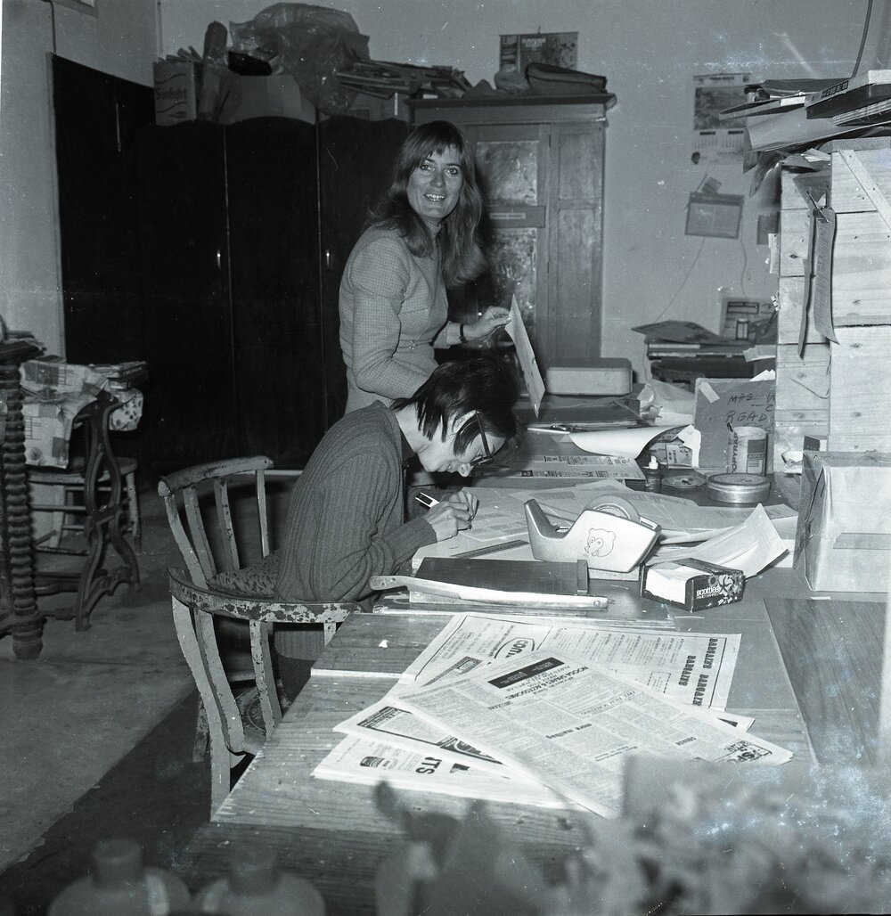 Staff members, Noosa News, 43 Poinciana Ave, Tewantin, September 1974