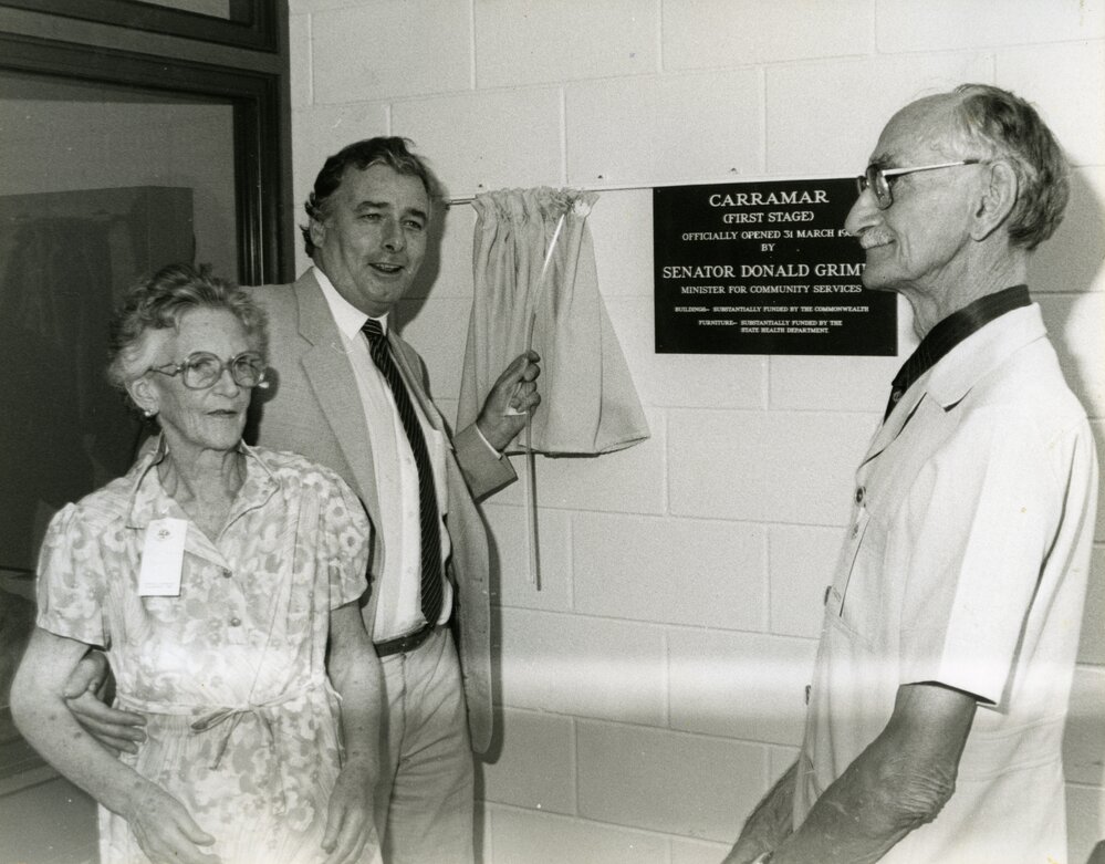 Senator Donald Grimes and guests, official opening, first stage, Carramar Nursing Home, 186 Cooroy Road, Tewantin, 31 March 1984