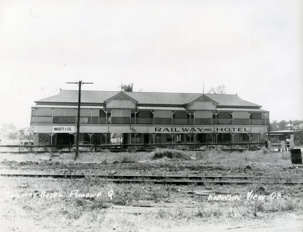 Railway Hotel, Factory Street, Pomona, 1947