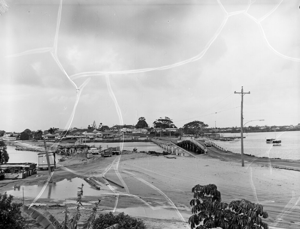 Construction Doonella Bridge, Tewantin, ca 1968