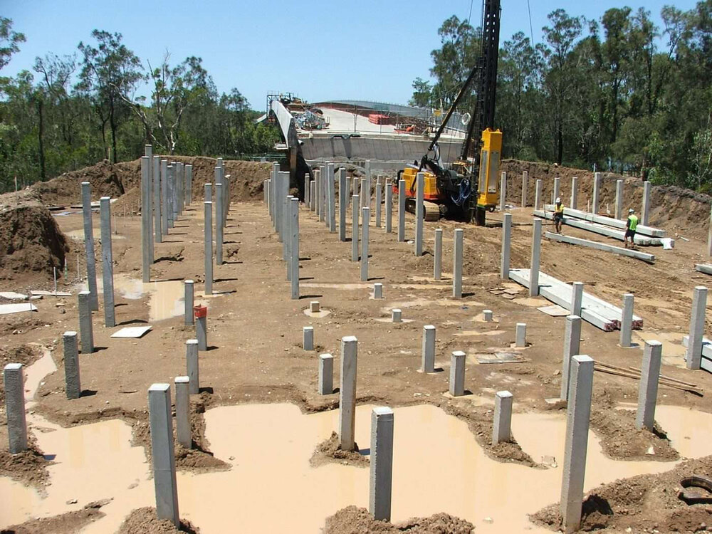 Construction, Monks Bridge, Weyba Creek, Noosaville, ca 2005