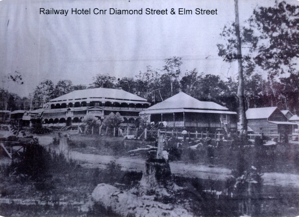 Victory Hotel, cnr Maple and Garnet Street, ca 1915