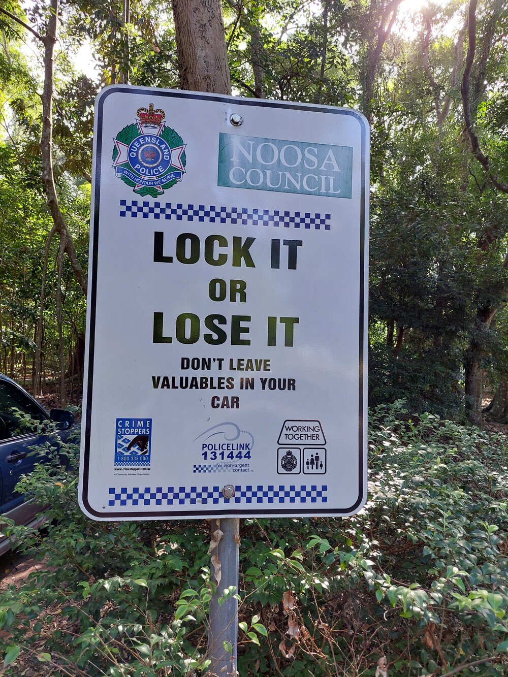 Police warning, Hastings Street, Noosa Heads, 17 March 2025