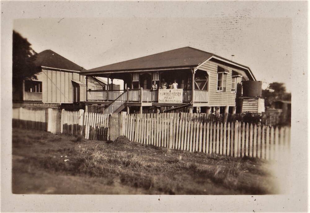 Holiday House, Gympie Terrace, Noosaville, ca 1940s