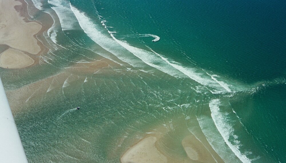 Aerial view, Noosa River mouth and Bar, Noosa Heads, 18 September 2005