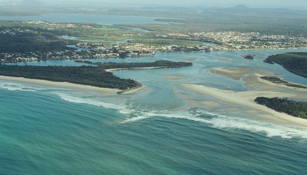 Aerial view, Noosa River mouth and Bar, Noosa Heads, 27 July 2005