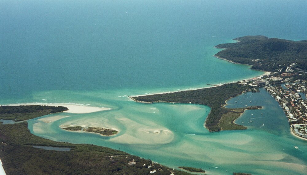 Aerial view, Noosa River mouth and Bar, Noosa Heads, 16 October 2007