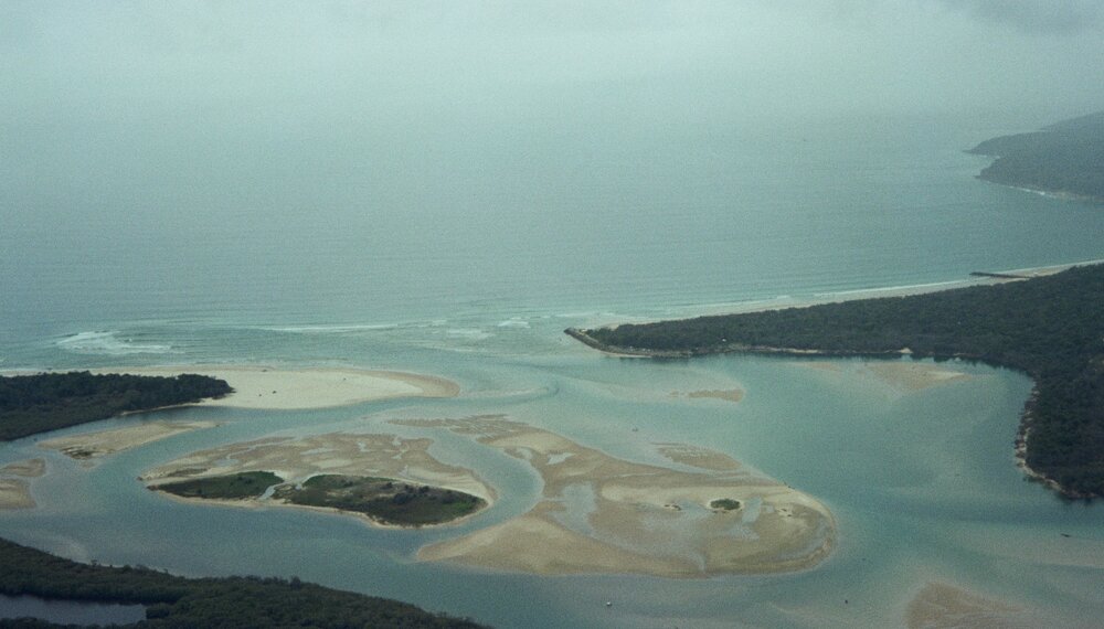 Aerial view, Noosa River mouth and Bar, Noosa Heads, 20 December 2007