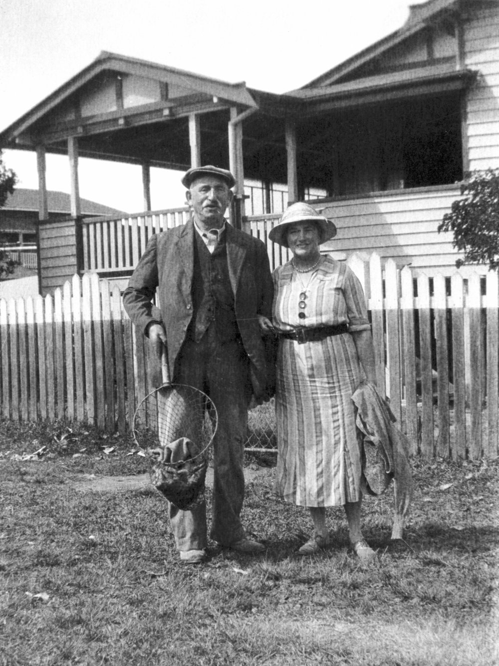 Parkyn family members, Tewantin, ca 1940s