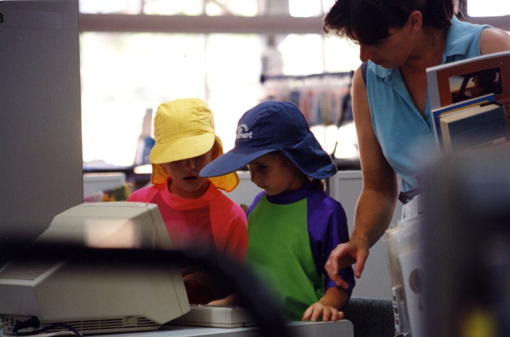 Young borrowers, Noosaville Library, Wallace Park, Noosaville, ca mid-1990s