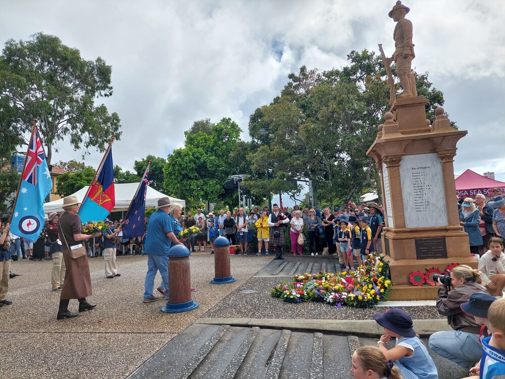 Wreath laying, ANZAC Day, 25 April 2025, Tewantin